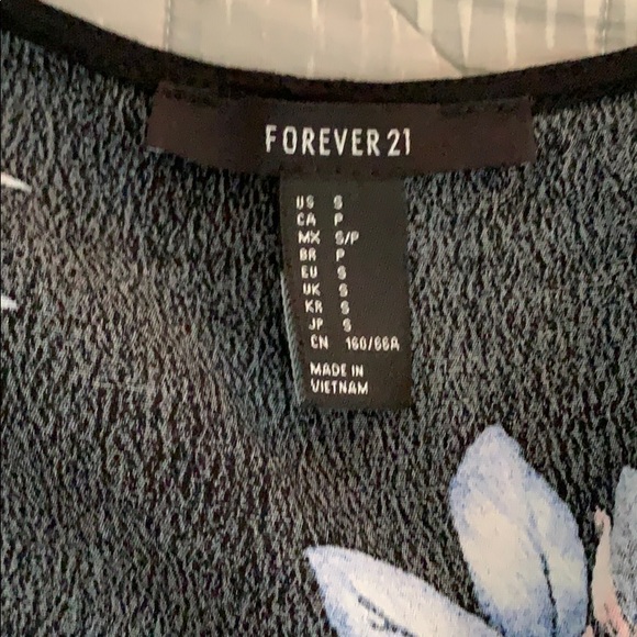 Forever 21 Romper - Picture 4 of 5